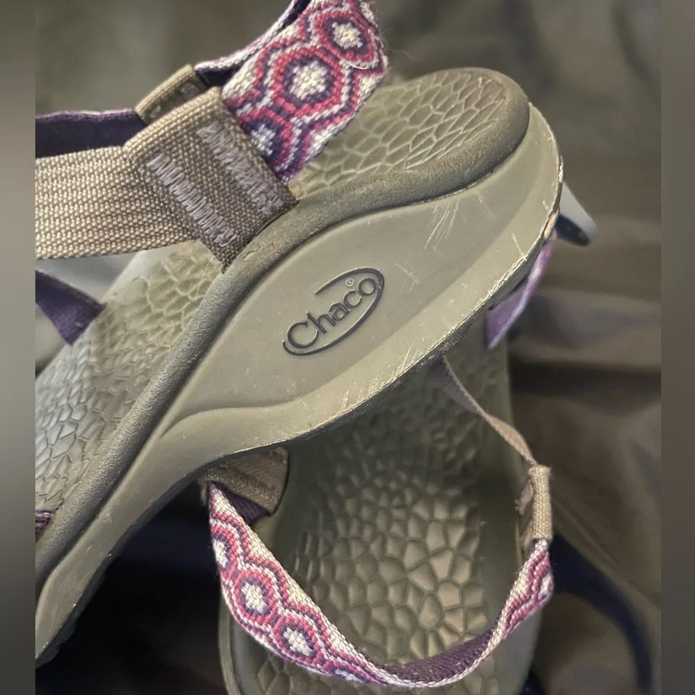 Womens like NEW Chacos💜🤍 - Picture 5 of 5